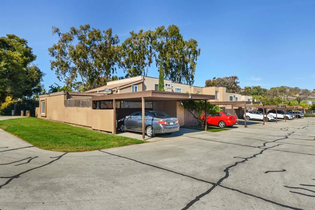 https://cdn.realtyfeed.com/cdn/127/306412376/9d6e3684b5216845959180d09e412c81.webp