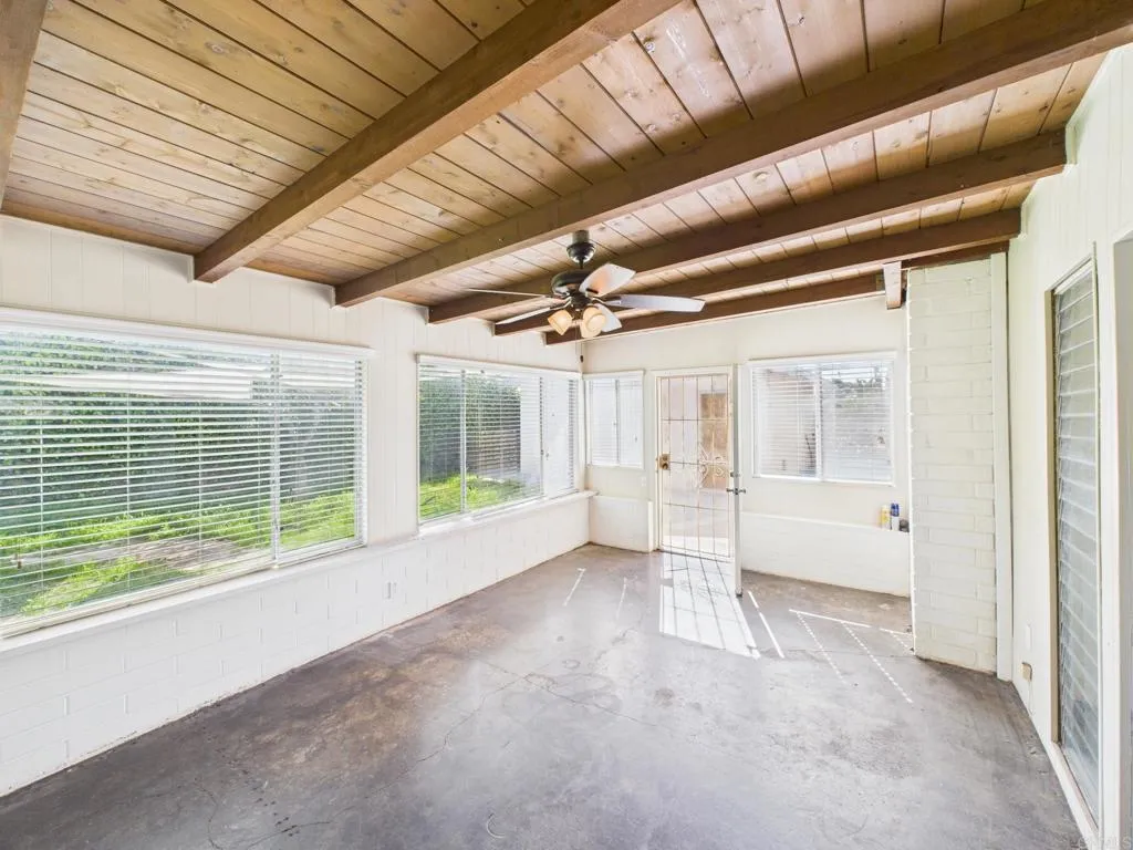 https://cdn.realtyfeed.com/cdn/127/306412377/6cfdd2f7c84f18424349b5688c4a1829.webp