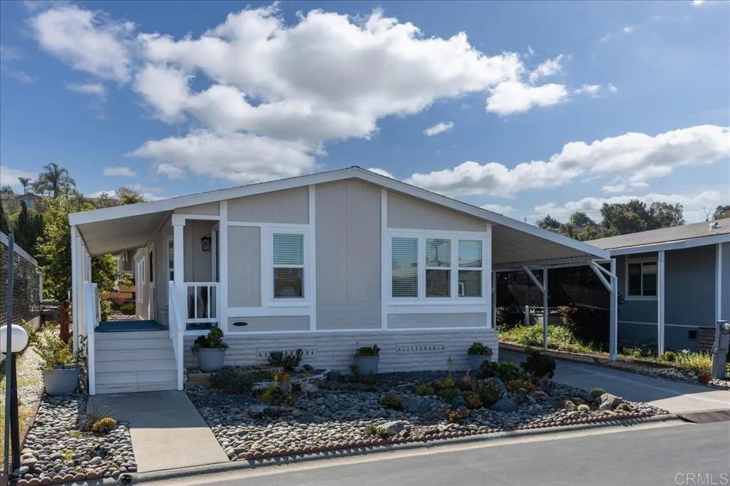 https://cdn.realtyfeed.com/cdn/127/306412546/b8ef4a80f6f159b52a3504c5d1dbe37e.webp