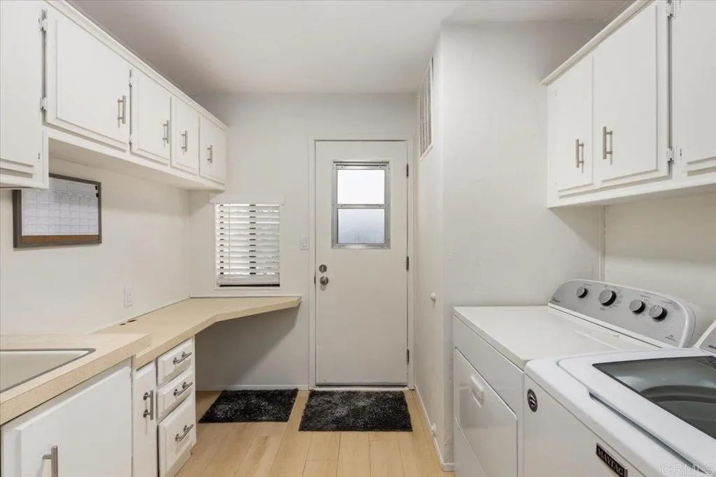 https://cdn.realtyfeed.com/cdn/127/306412546/e1aaeb82722c1bfb2fbe034859db4091.webp