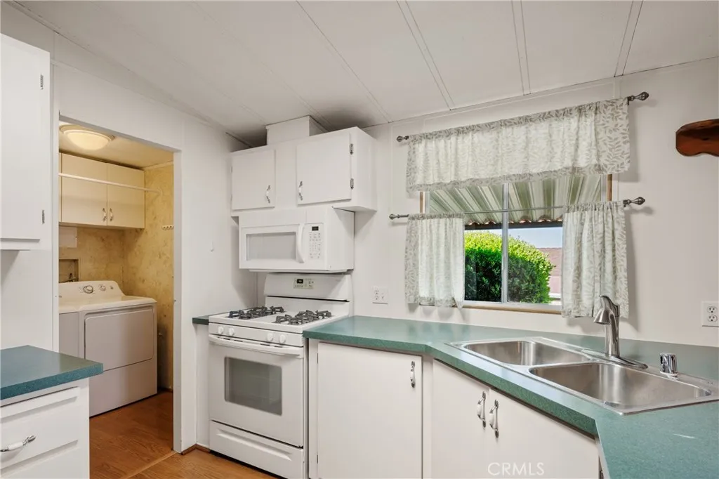 https://cdn.realtyfeed.com/cdn/127/306412682/531574ae667e2956a2ae651a8f6ddb1c.webp