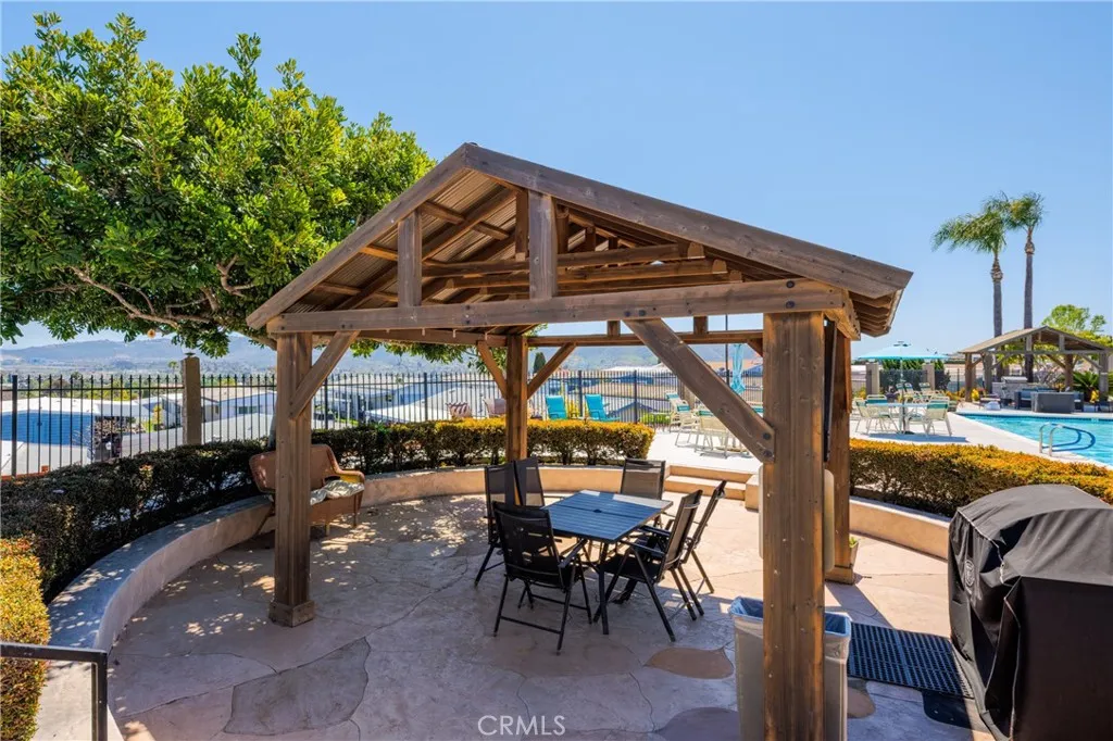 https://cdn.realtyfeed.com/cdn/127/306412682/670791f6d5ba2f4802cbda0c5bdbfa6b.webp