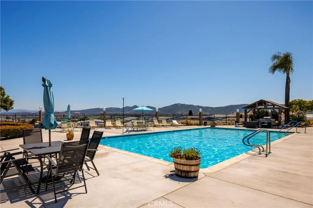 https://cdn.realtyfeed.com/cdn/127/306412682/9b72025b15ab2f4434ed3d9d224d2ad6.webp