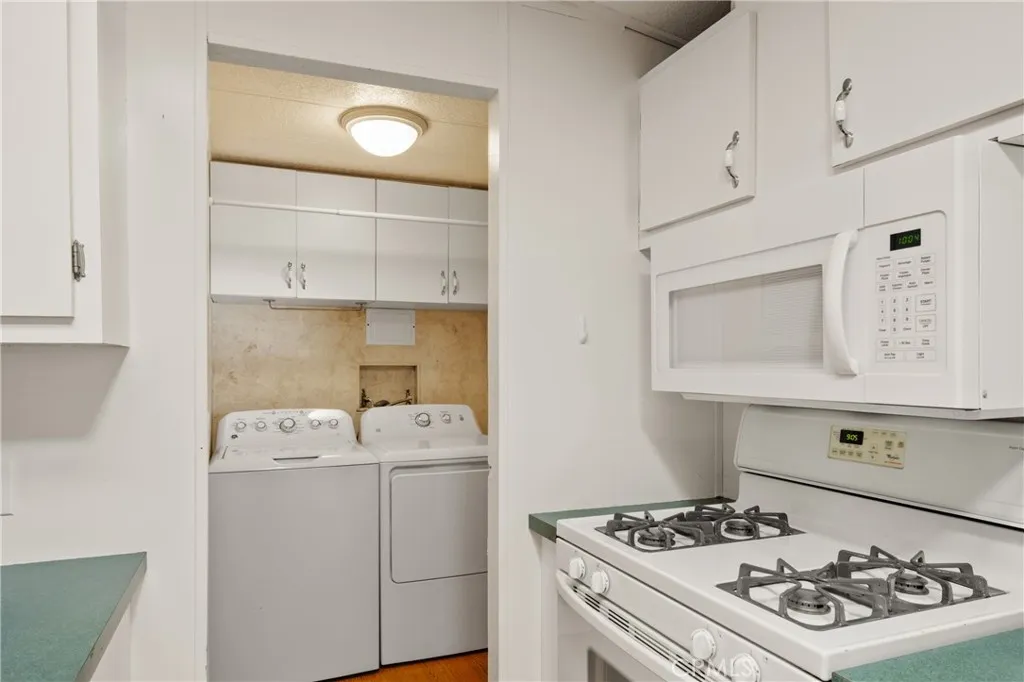 https://cdn.realtyfeed.com/cdn/127/306412682/dbc679b03354722fa1a9d0ca56b65cf4.webp
