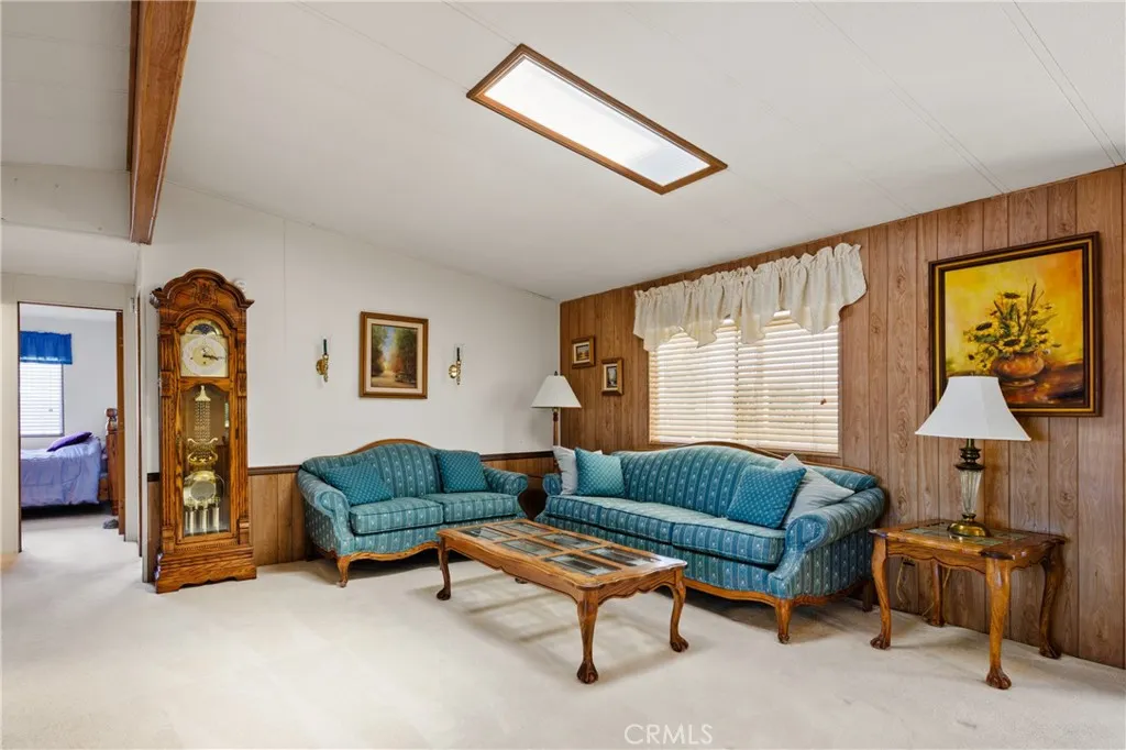 https://cdn.realtyfeed.com/cdn/127/306412682/dce179a0e10b4fc33dcf7e55102f7612.webp
