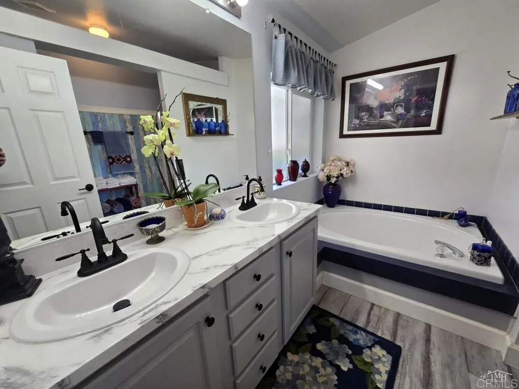 https://cdn.realtyfeed.com/cdn/127/306412957/21000c9391f1bfff069f46226c002ae6.webp