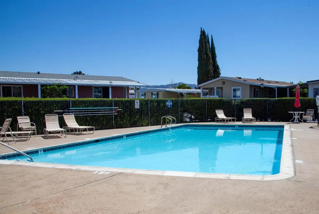 https://cdn.realtyfeed.com/cdn/127/306412960/80070900380092b1ea0f2209e7b47d4b.webp