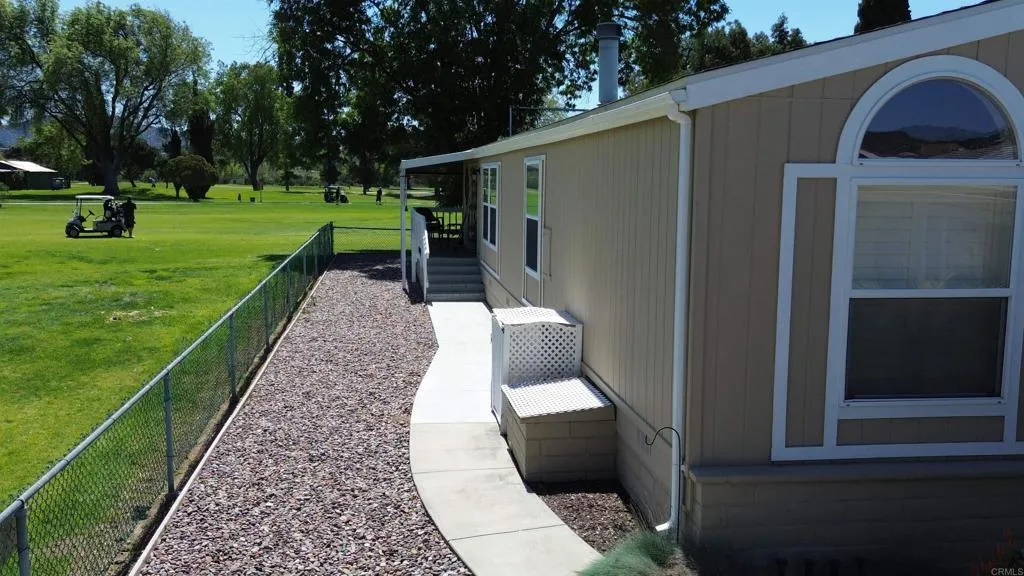 https://cdn.realtyfeed.com/cdn/127/306412960/bc8c16020e6256e57d56f92ba899a715.webp
