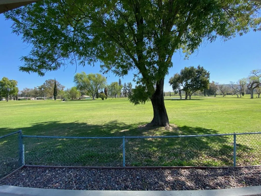 https://cdn.realtyfeed.com/cdn/127/306412960/eb5308f8cff163a9c7d8989ecddb6059.webp