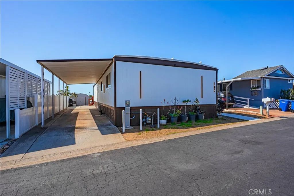 https://cdn.realtyfeed.com/cdn/127/306413142/0d153bd166c7f31141b29180466b6c52.webp