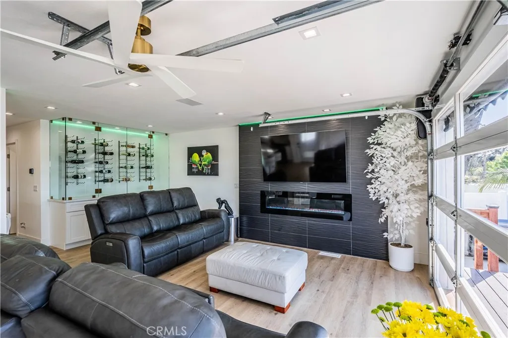 https://cdn.realtyfeed.com/cdn/127/306413142/122597cf12f1f2995d238381c1664bf6.webp