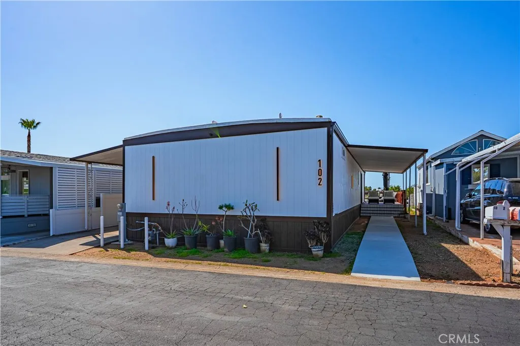 https://cdn.realtyfeed.com/cdn/127/306413142/3df3584c46d468d455438efa525d58e9.webp