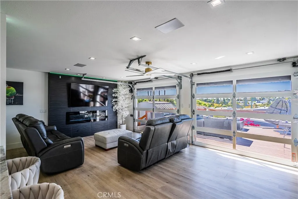 https://cdn.realtyfeed.com/cdn/127/306413142/5c266db646f5776f78b41f669d8c12b7.webp
