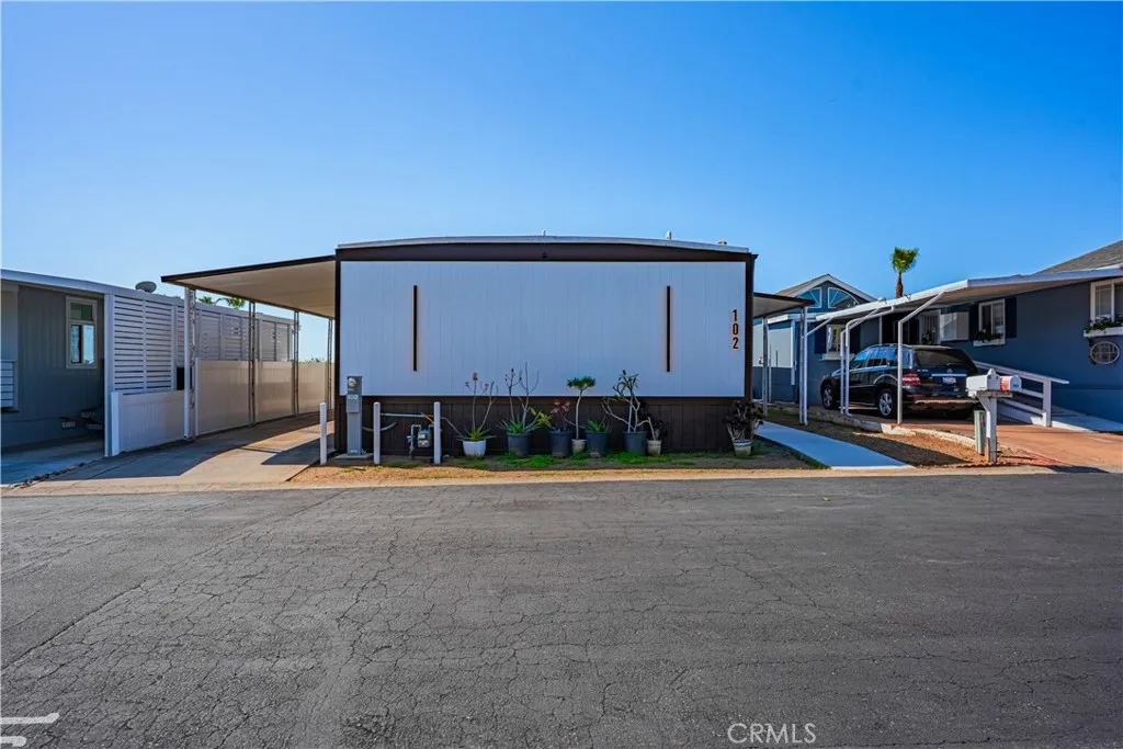 https://cdn.realtyfeed.com/cdn/127/306413142/ee0b391ecd213394cd1f2311033349ca.webp