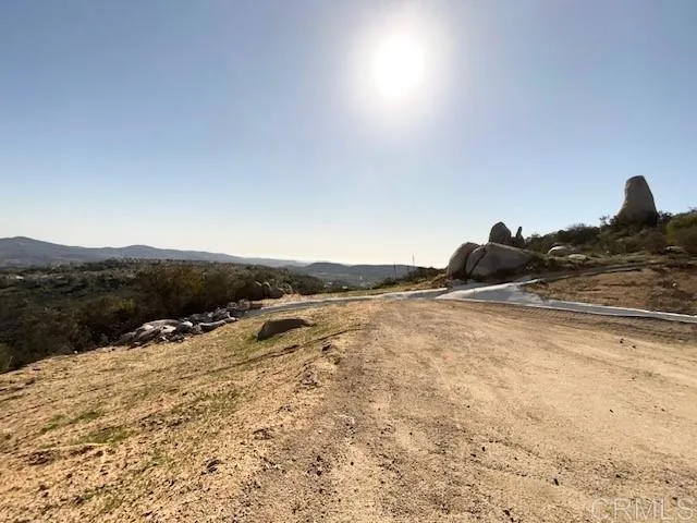 https://cdn.realtyfeed.com/cdn/127/306413204/2e6c4c6ef261a2e75206fc1ae1607a5b.webp