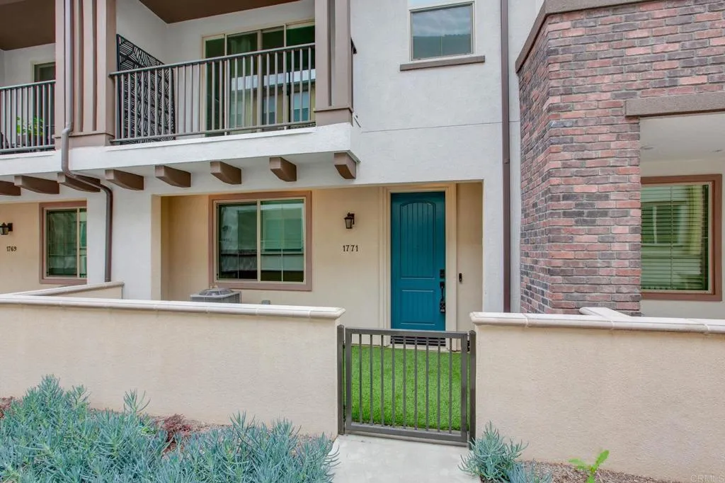 Photo #2: PTP2502618 Listing 