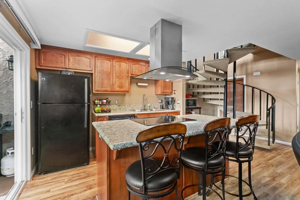 Photo #6: NDP2503591 Listing 