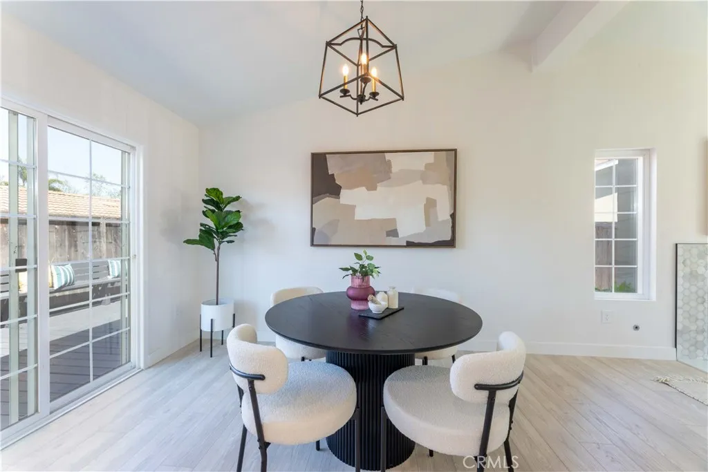https://cdn.realtyfeed.com/cdn/127/306413766/7f22d9ec6984e6cc1e23d722eb3c49f0.webp