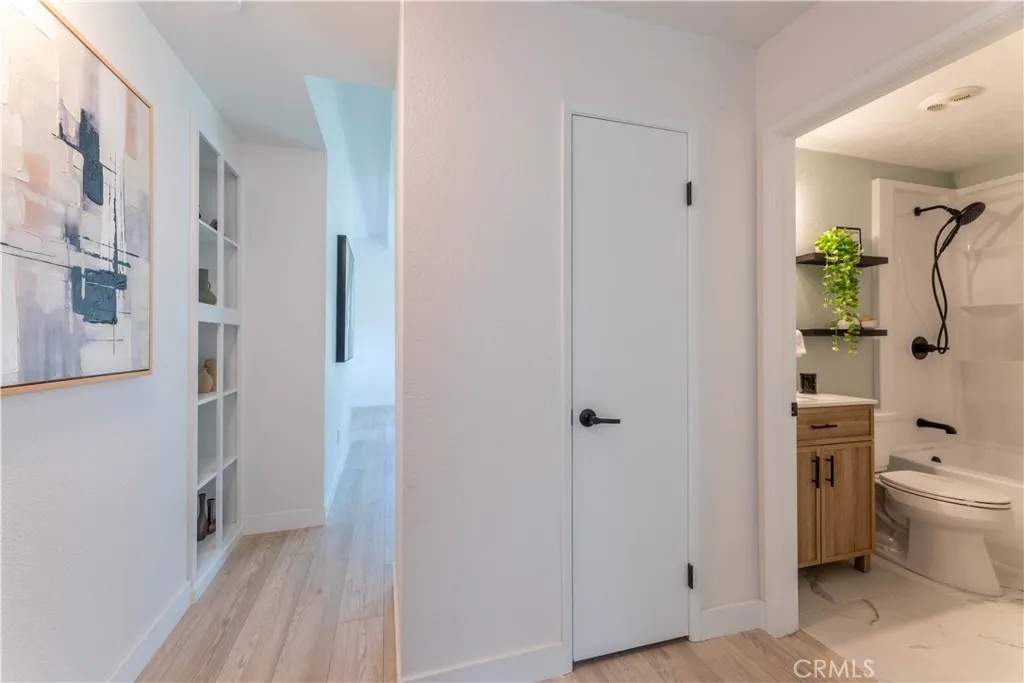 https://cdn.realtyfeed.com/cdn/127/306413766/8ac66b7fd47183499e4c9f8894ba3206.webp