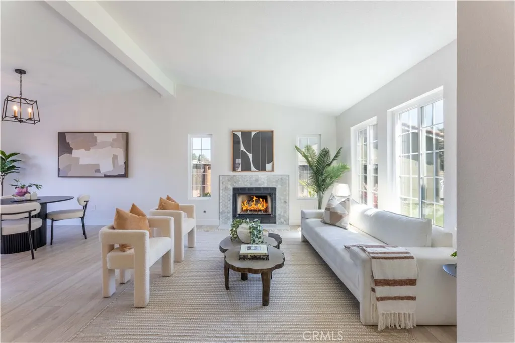 https://cdn.realtyfeed.com/cdn/127/306413766/9979892526f1d98f299a8ceab2d3f619.webp