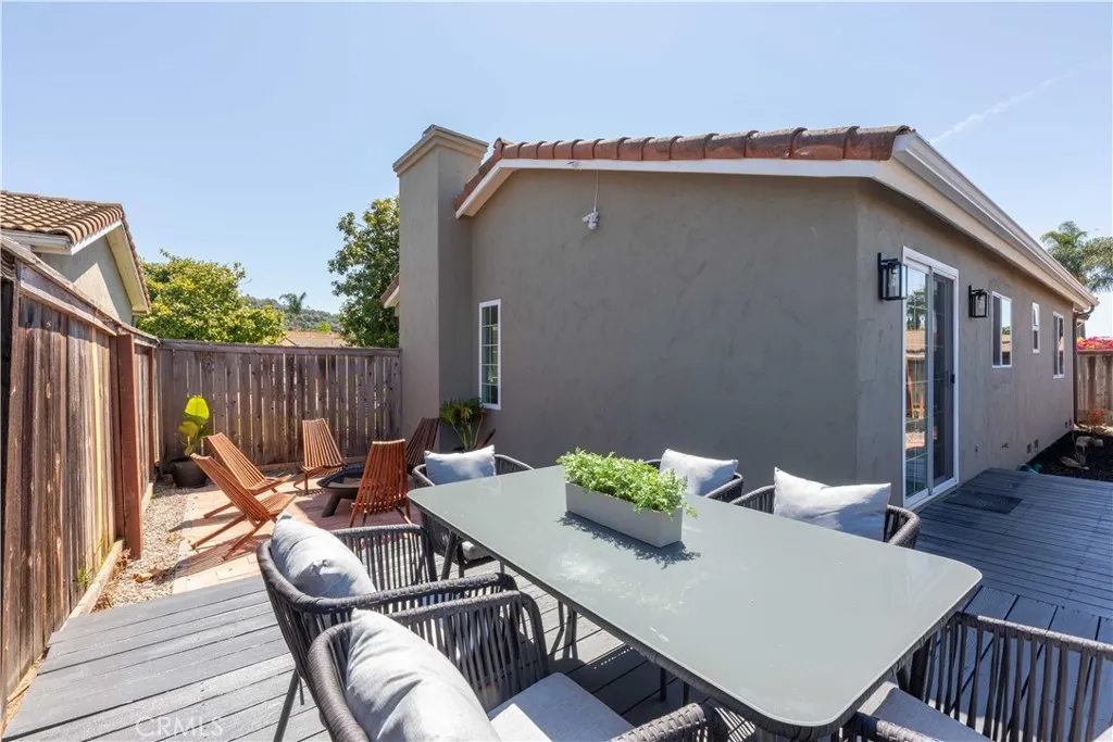 https://cdn.realtyfeed.com/cdn/127/306413766/d879ec2f7f447cdac1ff1ba27006f0ad.webp