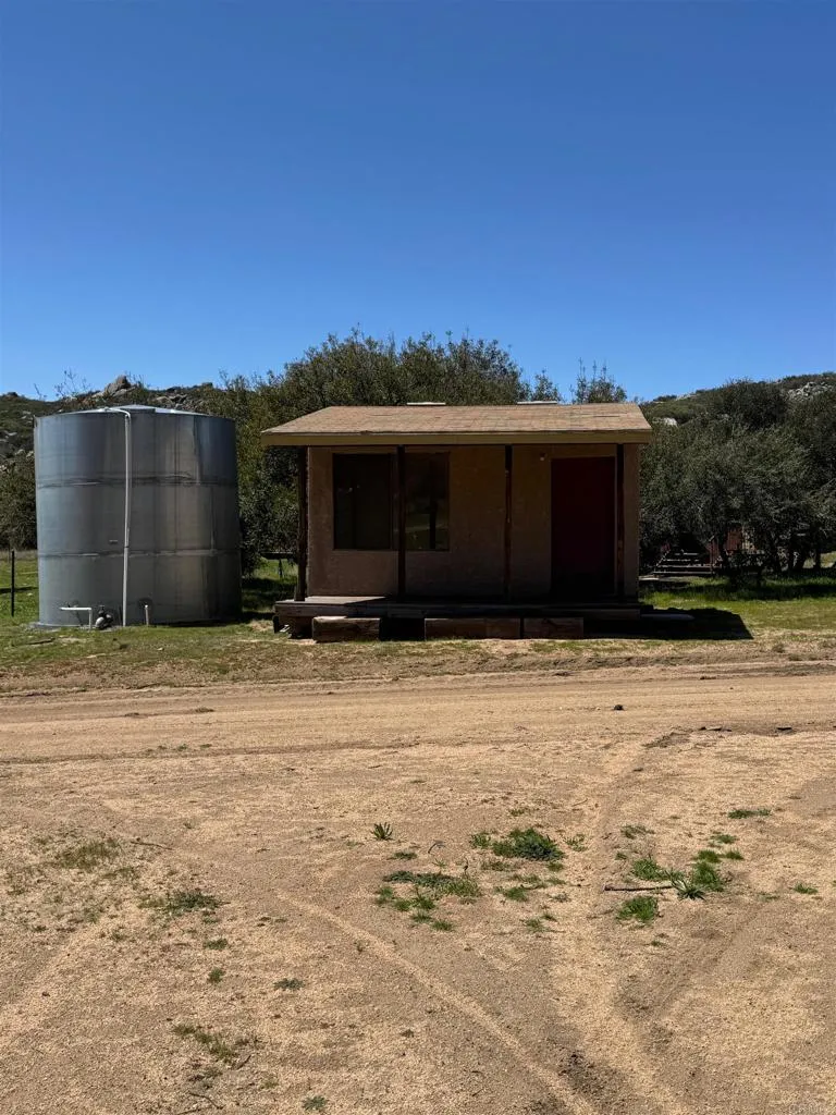 https://cdn.realtyfeed.com/cdn/127/306413815/013a09fb6ec6d047da50e4d340f4519b.webp