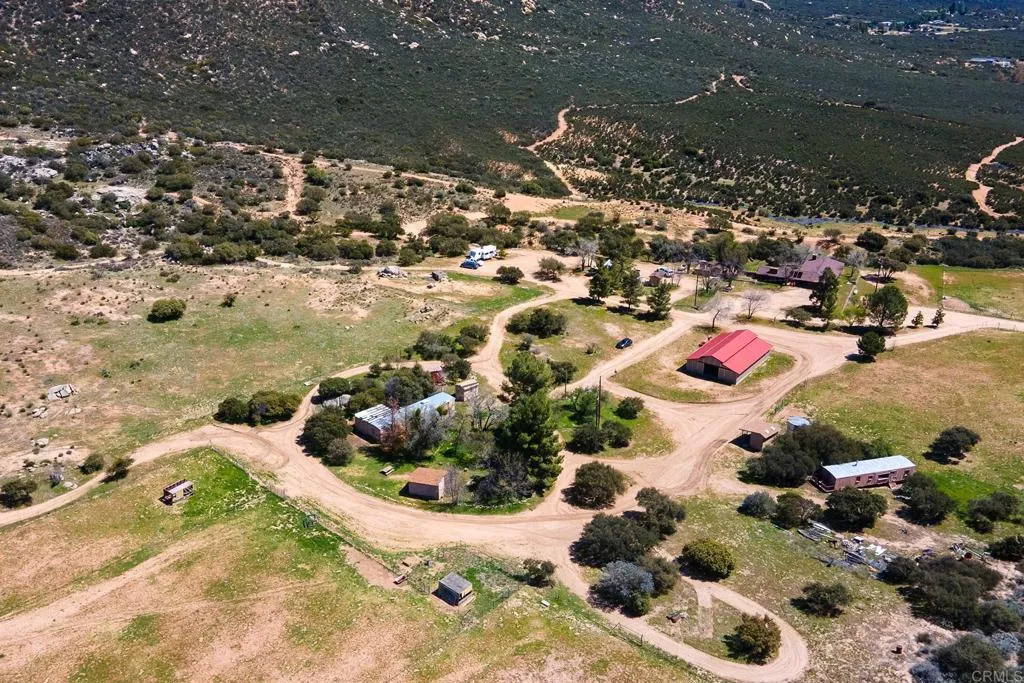https://cdn.realtyfeed.com/cdn/127/306413815/34b0c480bcbb1aea4b0d485317a96652.webp