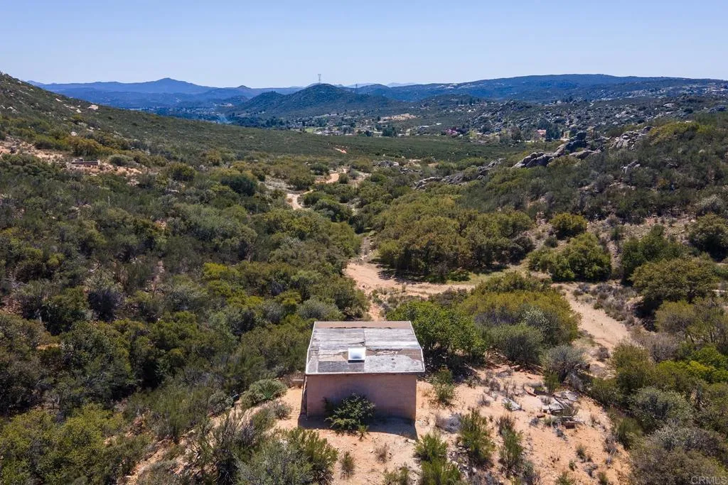https://cdn.realtyfeed.com/cdn/127/306413815/460be3ee639026054c6722b414f86302.webp