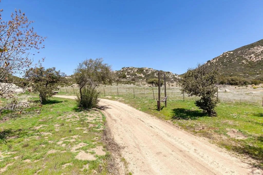 https://cdn.realtyfeed.com/cdn/127/306413815/5fdc90f14065845fa13798eb2abd15e2.webp