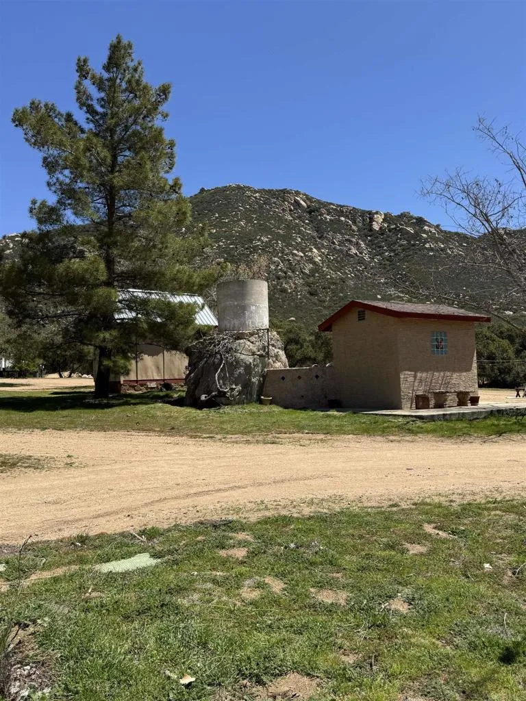 https://cdn.realtyfeed.com/cdn/127/306413815/e741c9b4c2980ed01525f54417a5a44e.webp
