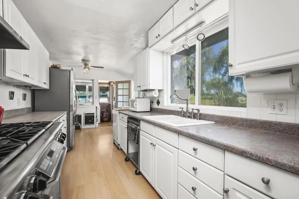 https://cdn.realtyfeed.com/cdn/127/306413891/4a8c69a09530d258d445738a9b86fce8.webp