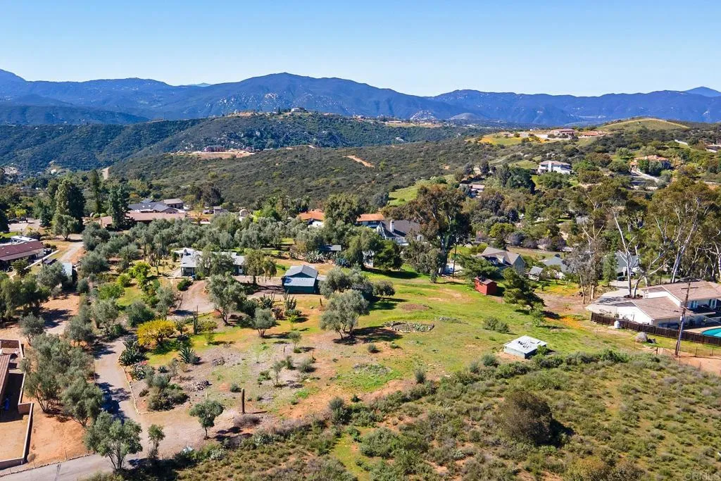https://cdn.realtyfeed.com/cdn/127/306413891/6d79a830a61a9410d7e4f37ff08932c9.webp