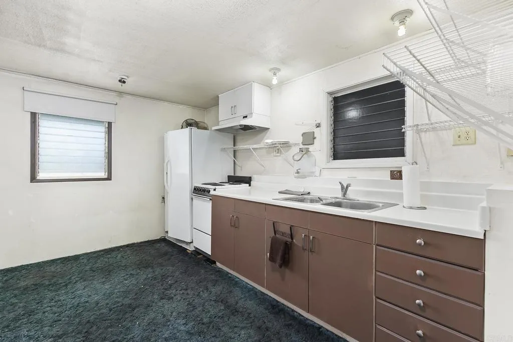 https://cdn.realtyfeed.com/cdn/127/306413891/9e60021bbe3ffe5160fbc3ebc28f02bd.webp