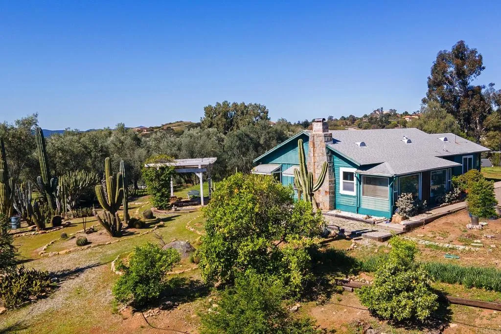 https://cdn.realtyfeed.com/cdn/127/306413891/a5f2ce4b84974ffbfc421ac503d1c345.webp