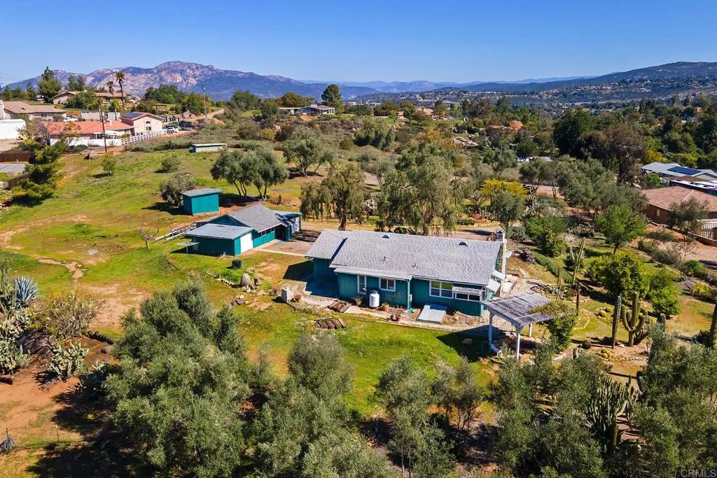https://cdn.realtyfeed.com/cdn/127/306413891/bb1760a925c3f6e5c738ffaeb03f4d28.webp