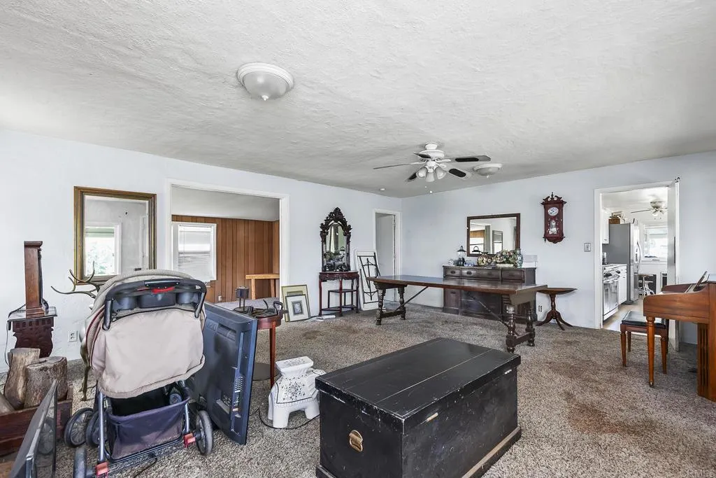 https://cdn.realtyfeed.com/cdn/127/306413891/ecc2f927e54ab120b64f3ccf32074afb.webp