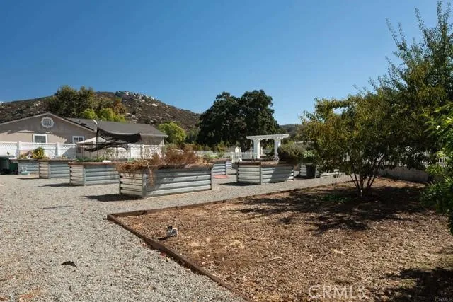 https://cdn.realtyfeed.com/cdn/127/306413930/0c5c3a0f23b39395629ca7042dea0e28.webp