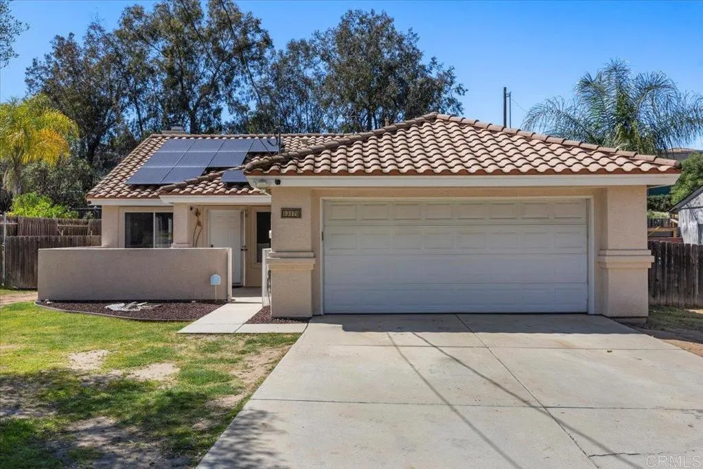 https://cdn.realtyfeed.com/cdn/127/306414535/18580ee62fd6463911d8a13891a9f9f2.webp