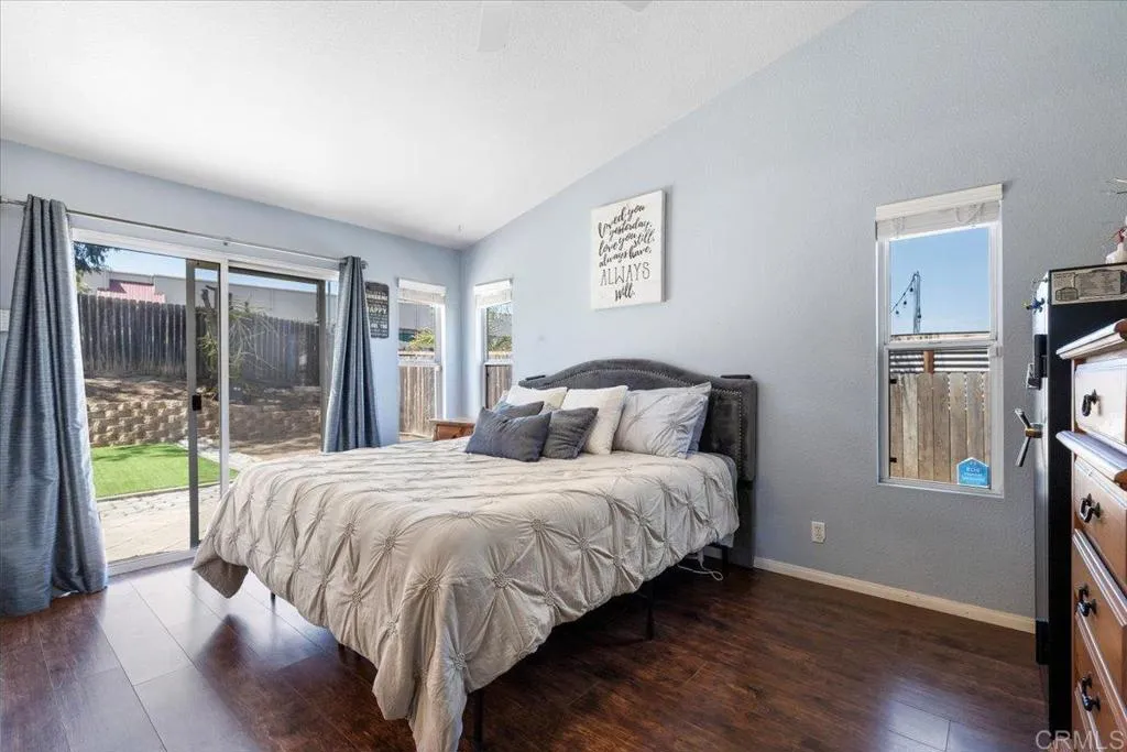 https://cdn.realtyfeed.com/cdn/127/306414535/8f2d60050dcc78c6db0dab61d32a7fc4.webp