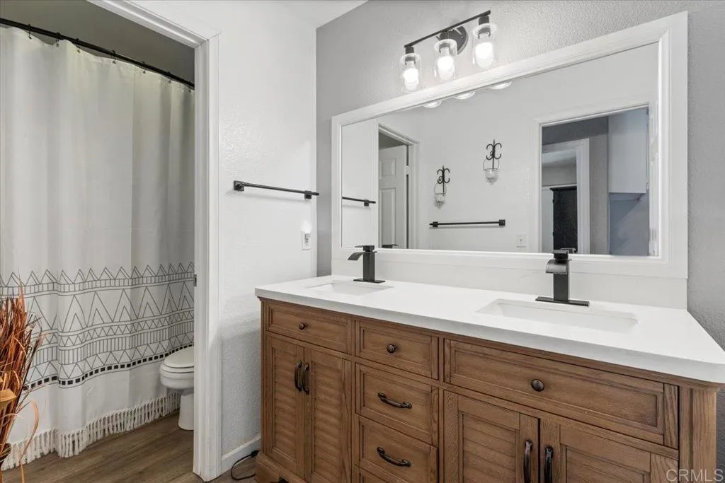 https://cdn.realtyfeed.com/cdn/127/306414535/8fa22c6cf2080d203113fb8276ecfe85.webp