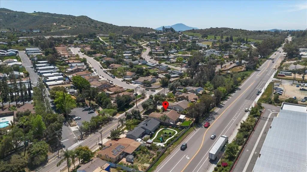 https://cdn.realtyfeed.com/cdn/127/306414535/ece098e5cecf1ba34e96dd881848b7b2.webp