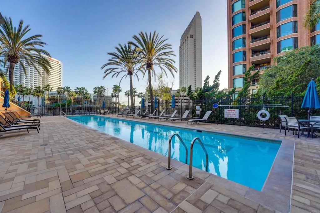 https://cdn.realtyfeed.com/cdn/127/306414969/1c796eaf38dad380573c8d275acc116c.webp