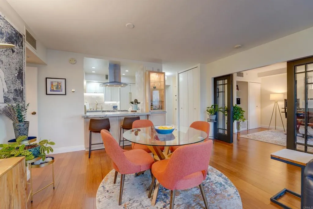https://cdn.realtyfeed.com/cdn/127/306414969/817a915c320607bcf25d9d6f78b8c107.webp