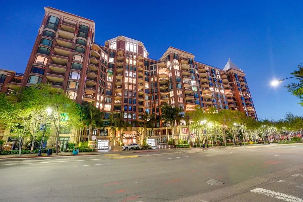 https://cdn.realtyfeed.com/cdn/127/306414969/a161ffa3949418c48ae77a74f6075317.webp