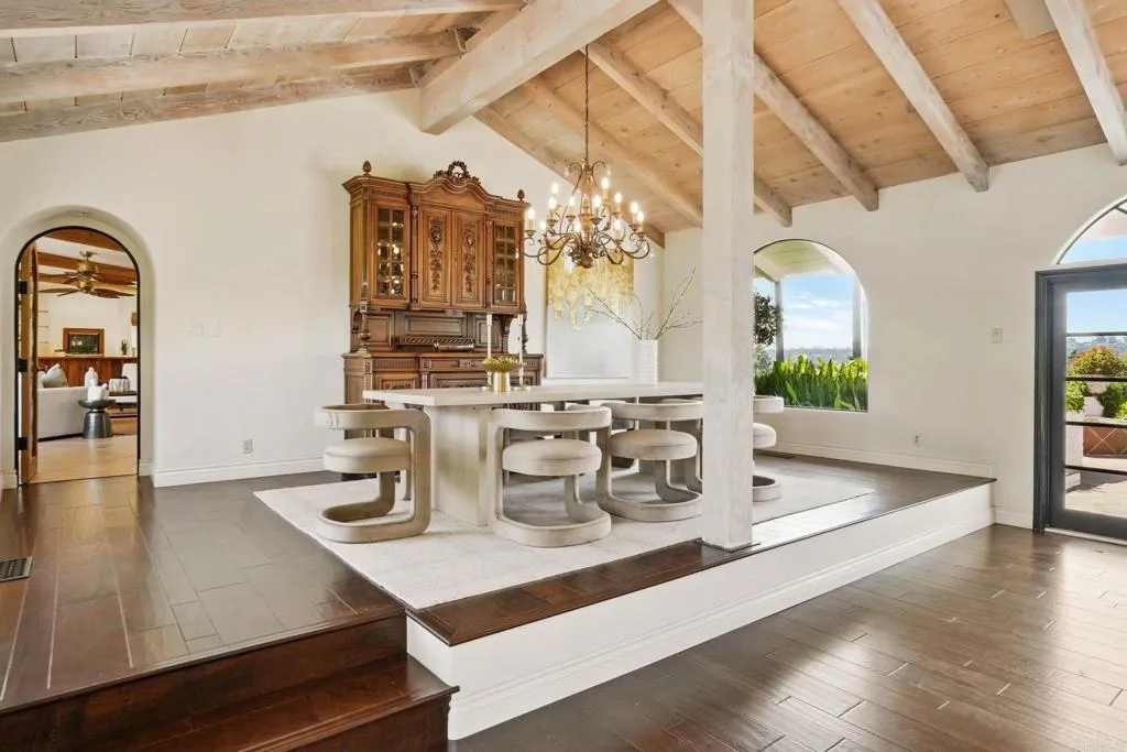 https://cdn.realtyfeed.com/cdn/127/306414974/5ba1a8111c4dc388376e12dc42a03845.webp