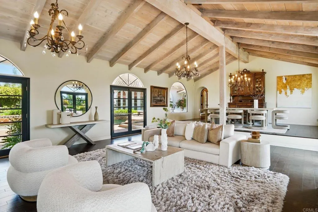 https://cdn.realtyfeed.com/cdn/127/306414974/a254f0b76957a4bf3382215bac20021f.webp