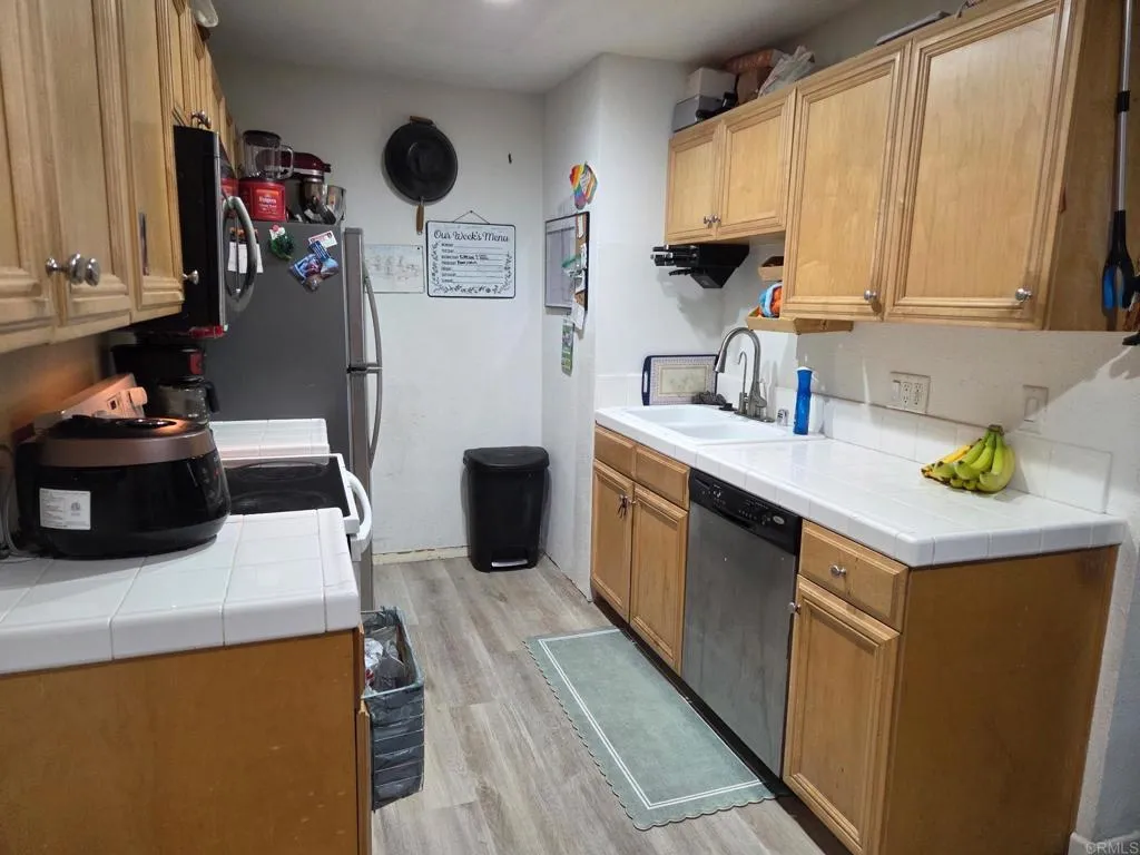 Photo #6: NDP2503651 Listing 