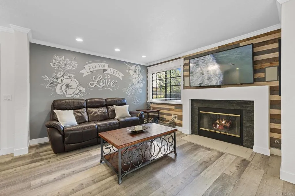 https://cdn.realtyfeed.com/cdn/127/306415101/eefddcbe85a8830da63fee93d35a1665.webp