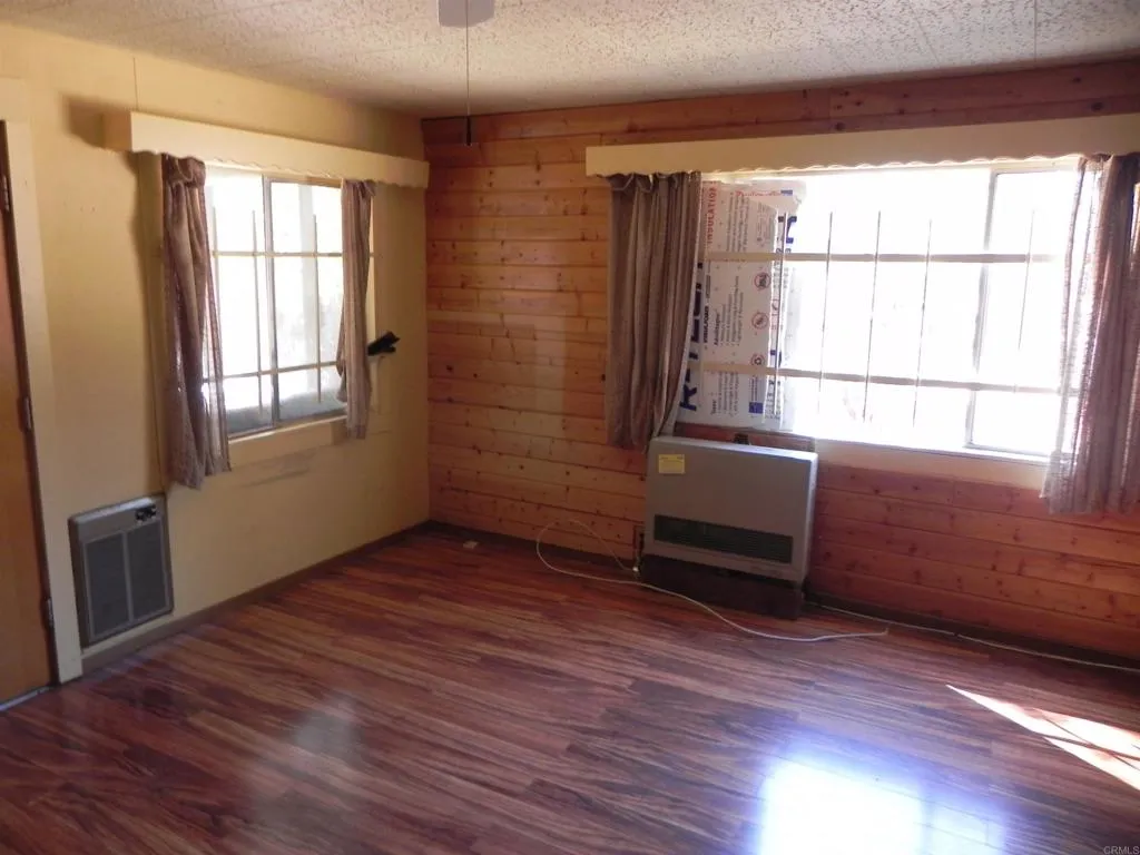 https://cdn.realtyfeed.com/cdn/127/306415102/f72793a556c9fcbc13a2729876a25031.webp