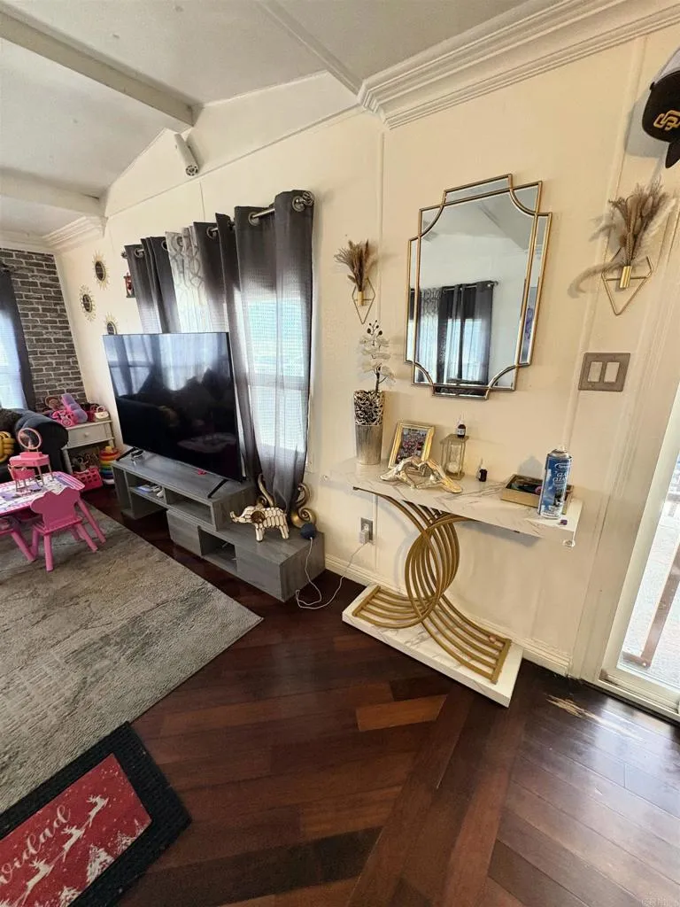 https://cdn.realtyfeed.com/cdn/127/306415403/0dcecef77ae20aa8f460dce55b298320.webp